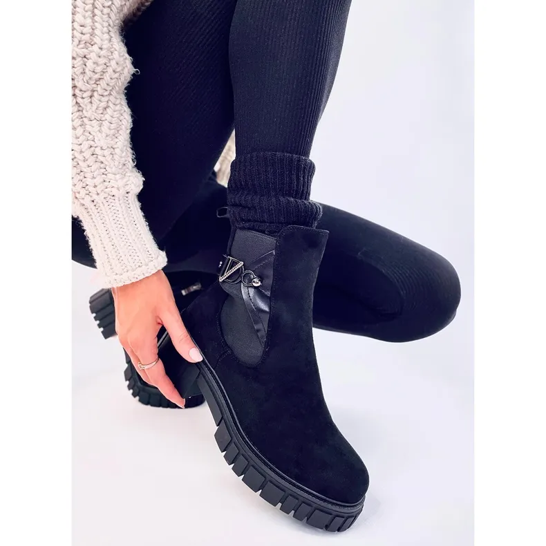 Errol Black platform Chelsea boots